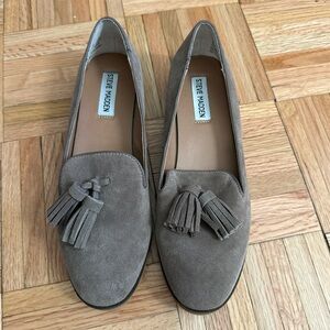 LIKE NEW - Steve Madden Loafers